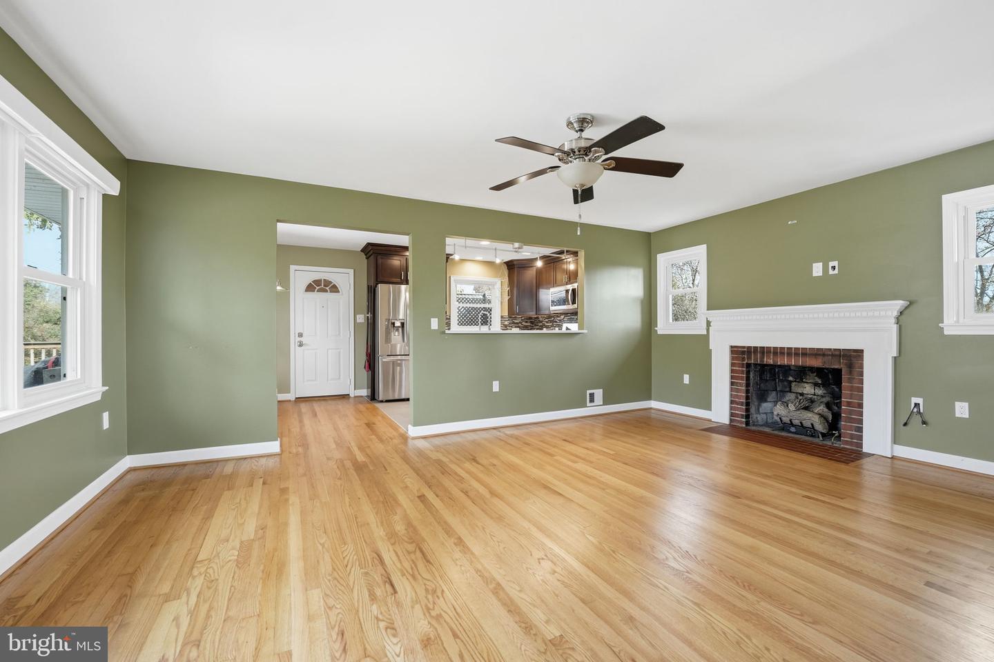 6619 BEDDOO ST, ALEXANDRIA, Virginia 22306, 4 Bedrooms Bedrooms, ,2 BathroomsBathrooms,Residential,For sale,6619 BEDDOO ST,VAFX2277304 MLS # VAFX2277304