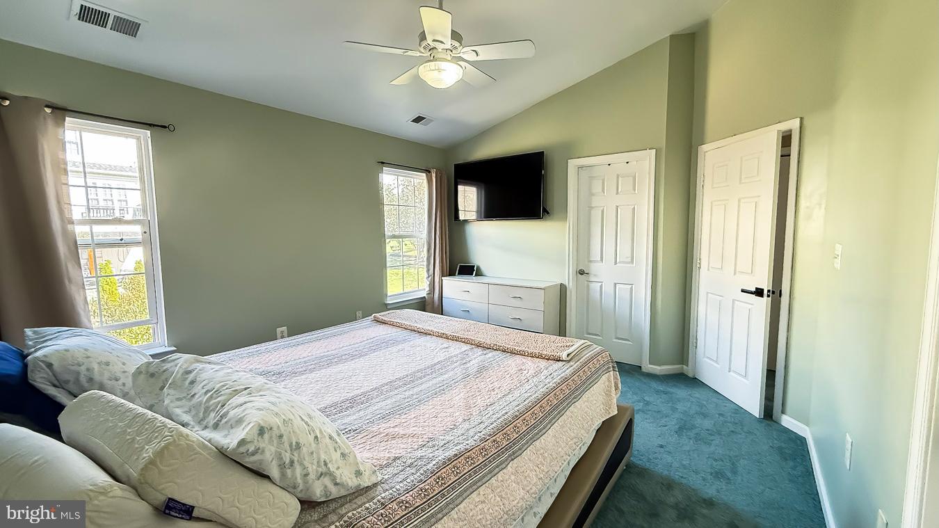 564 SPARKLEBERRY TER NE, LEESBURG, Virginia 20176, 4 Bedrooms Bedrooms, ,3 BathroomsBathrooms,Residential,For sale,564 SPARKLEBERRY TER NE,VALO2110426 MLS # VALO2110426