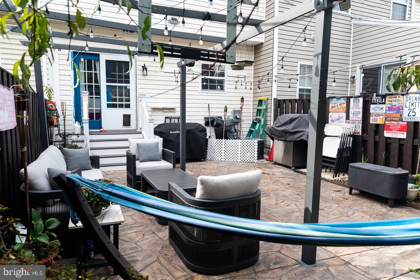 564 SPARKLEBERRY TER NE, LEESBURG, Virginia 20176, 4 Bedrooms Bedrooms, ,3 BathroomsBathrooms,Residential,For sale,564 SPARKLEBERRY TER NE,VALO2110426 MLS # VALO2110426