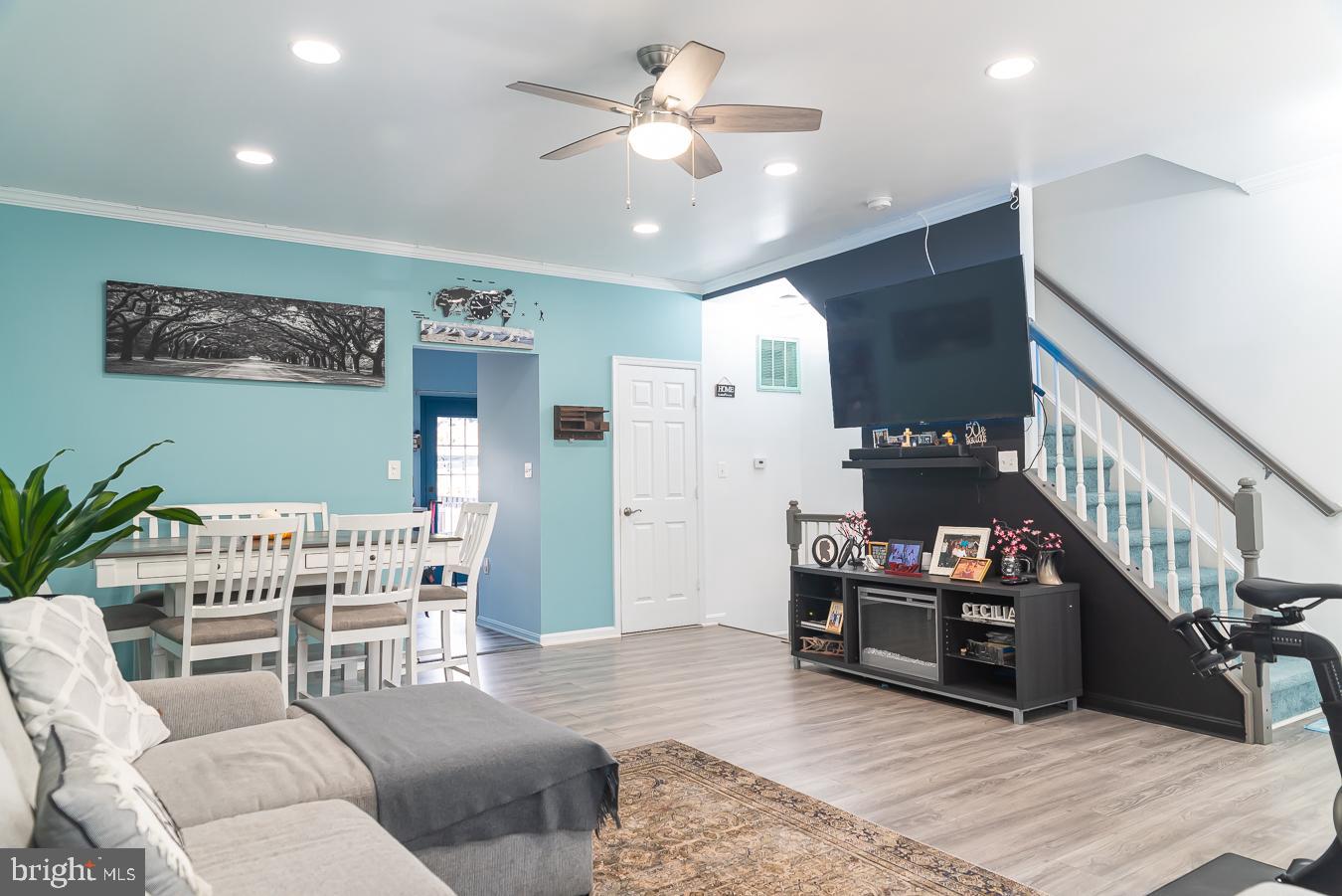 564 SPARKLEBERRY TER NE, LEESBURG, Virginia 20176, 4 Bedrooms Bedrooms, ,3 BathroomsBathrooms,Residential,For sale,564 SPARKLEBERRY TER NE,VALO2110426 MLS # VALO2110426