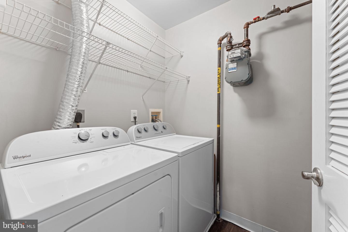 7510 SNOWPEA CT-J SNOWPEA CT #201, ALEXANDRIA, Virginia 22306, 2 Bedrooms Bedrooms, ,2 BathroomsBathrooms,Residential,For sale,7510 SNOWPEA CT-J SNOWPEA CT #201,VAFX2277478 MLS # VAFX2277478