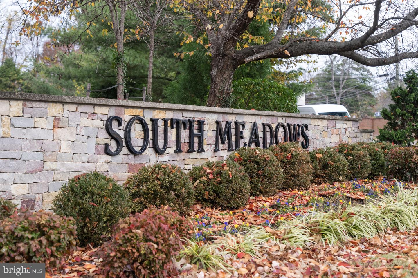 7510 SNOWPEA CT-J SNOWPEA CT #201, ALEXANDRIA, Virginia 22306, 2 Bedrooms Bedrooms, ,2 BathroomsBathrooms,Residential,For sale,7510 SNOWPEA CT-J SNOWPEA CT #201,VAFX2277478 MLS # VAFX2277478