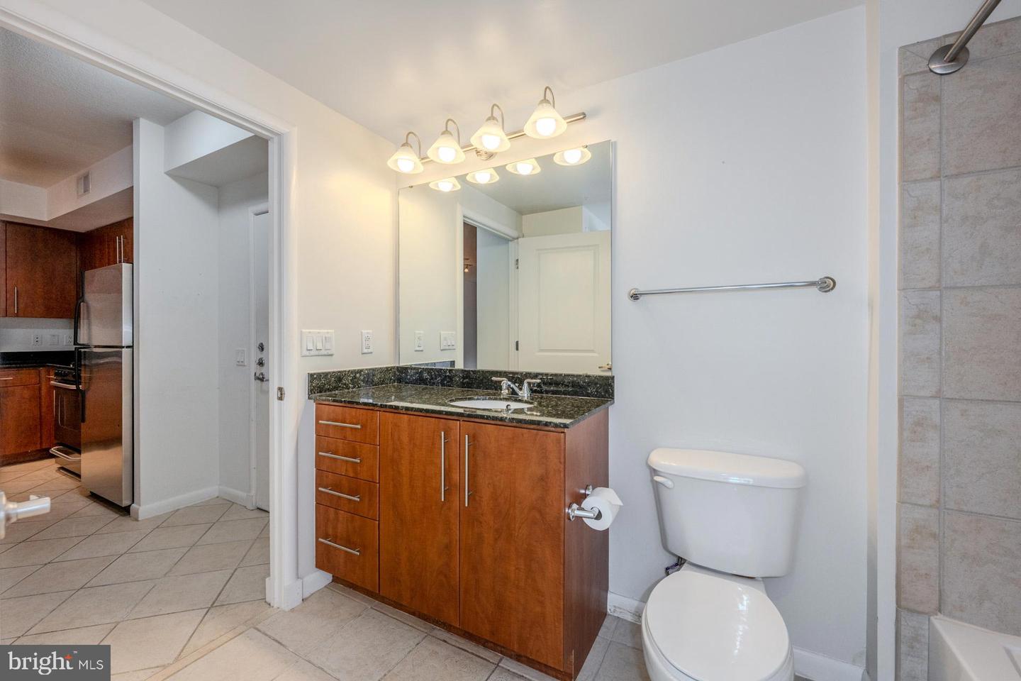 1021 N GARFIELD ST #318, ARLINGTON, Virginia 22201, 2 Bedrooms Bedrooms, ,2 BathroomsBathrooms,Residential,For sale,1021 N GARFIELD ST #318,VAAR2065652 MLS # VAAR2065652
