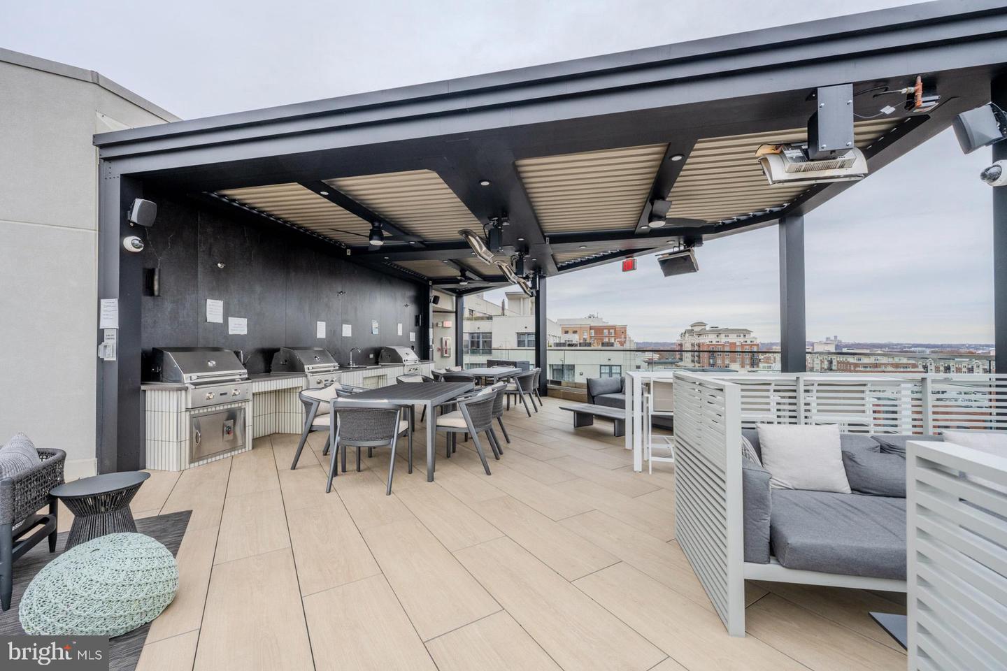 1021 N GARFIELD ST #318, ARLINGTON, Virginia 22201, 2 Bedrooms Bedrooms, ,2 BathroomsBathrooms,Residential,For sale,1021 N GARFIELD ST #318,VAAR2065652 MLS # VAAR2065652