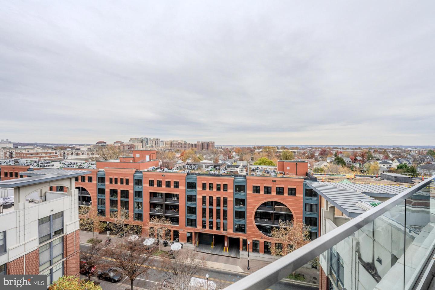 1021 N GARFIELD ST #318, ARLINGTON, Virginia 22201, 2 Bedrooms Bedrooms, ,2 BathroomsBathrooms,Residential,For sale,1021 N GARFIELD ST #318,VAAR2065652 MLS # VAAR2065652