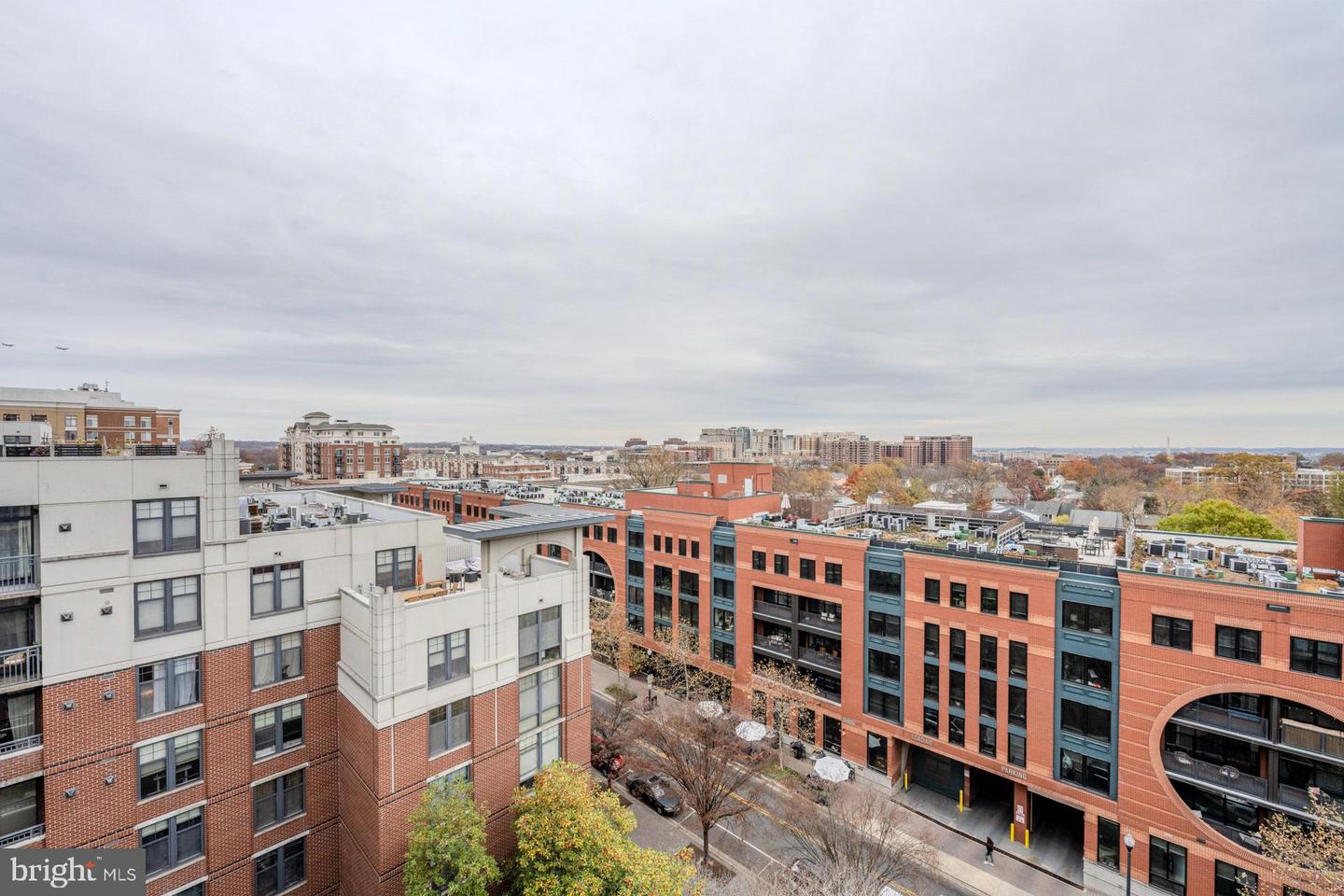 1021 N GARFIELD ST #318, ARLINGTON, Virginia 22201, 2 Bedrooms Bedrooms, ,2 BathroomsBathrooms,Residential,For sale,1021 N GARFIELD ST #318,VAAR2065652 MLS # VAAR2065652