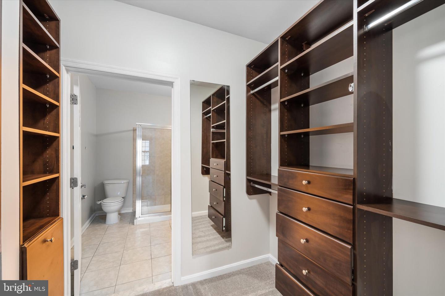 21228 MCFADDEN SQ #411, STERLING, Virginia 20165, 2 Bedrooms Bedrooms, ,2 BathroomsBathrooms,Residential,For sale,21228 MCFADDEN SQ #411,VALO2110446 MLS # VALO2110446 21228 MCFADDEN SQ #411, STERLING, Virginia 20165, 2 Bedrooms Bedrooms, ,2 BathroomsBathrooms,Residential,For sale,21228 MCFADDEN SQ #411,VALO2110446 MLS # VALO2110446