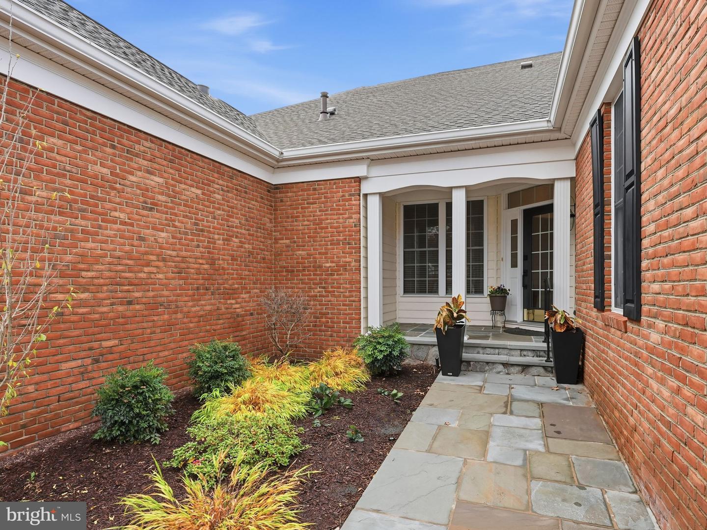 5411 TREVINO DR, HAYMARKET, Virginia 20169, 3 Bedrooms Bedrooms, ,3 BathroomsBathrooms,Residential,For sale,5411 TREVINO DR,VAPW2107300 MLS # VAPW2107300