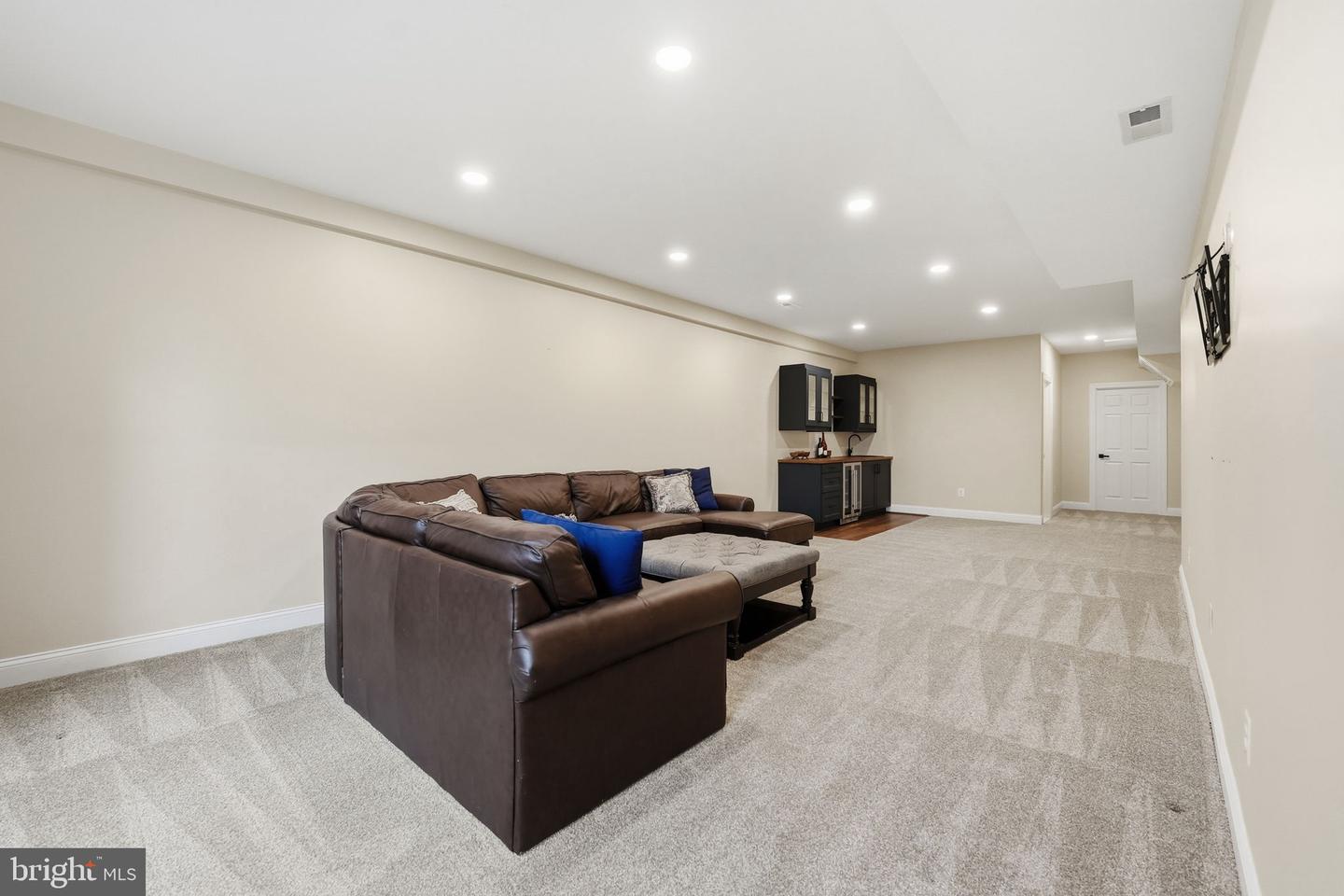 5411 TREVINO DR, HAYMARKET, Virginia 20169, 3 Bedrooms Bedrooms, ,3 BathroomsBathrooms,Residential,For sale,5411 TREVINO DR,VAPW2107300 MLS # VAPW2107300