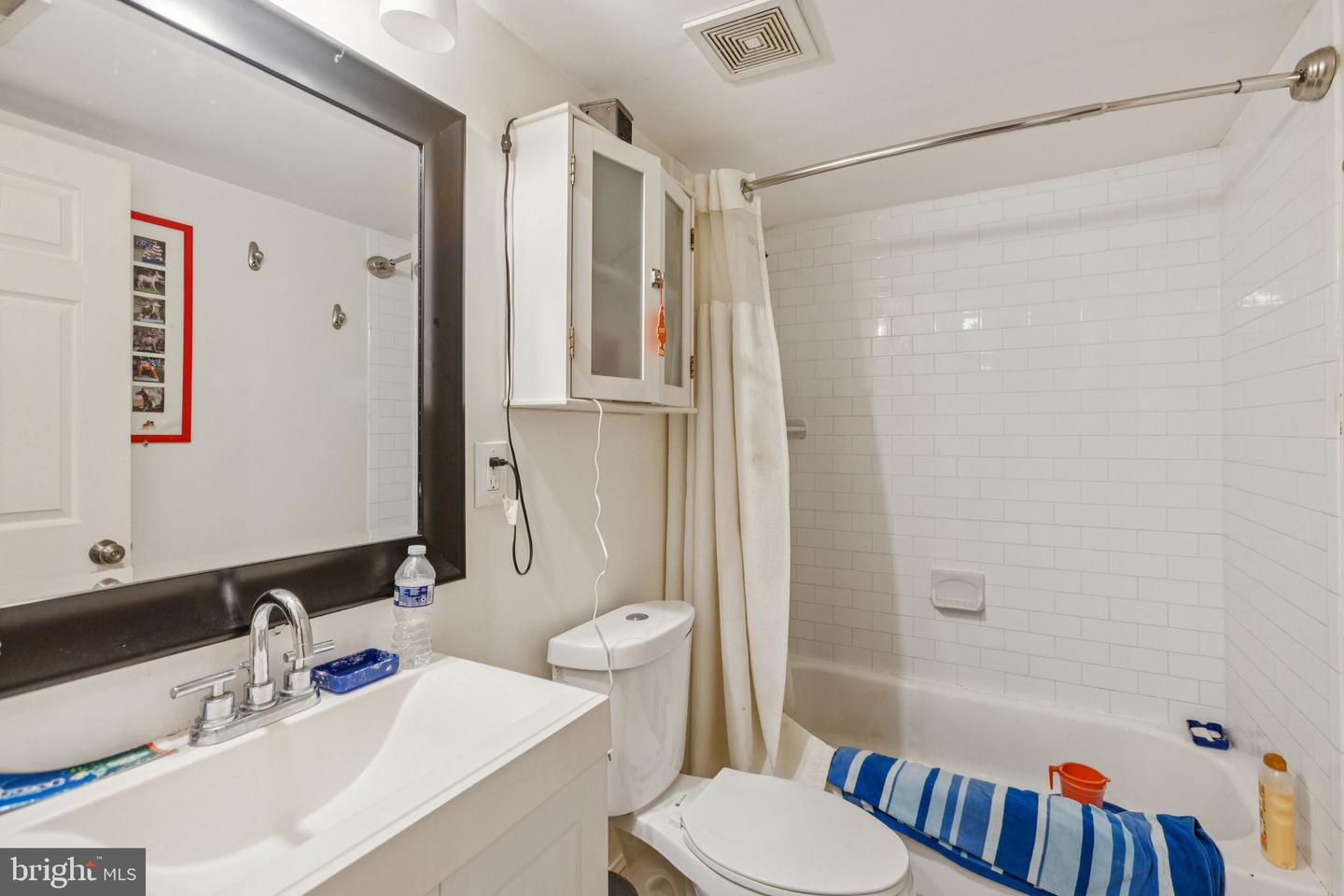 800 XENIA ST SE, WASHINGTON, District Of Columbia 20032, 3 Bedrooms Bedrooms, ,2 BathroomsBathrooms,Residential,For sale,800 XENIA ST SE,DCDC2230436 MLS # DCDC2230436