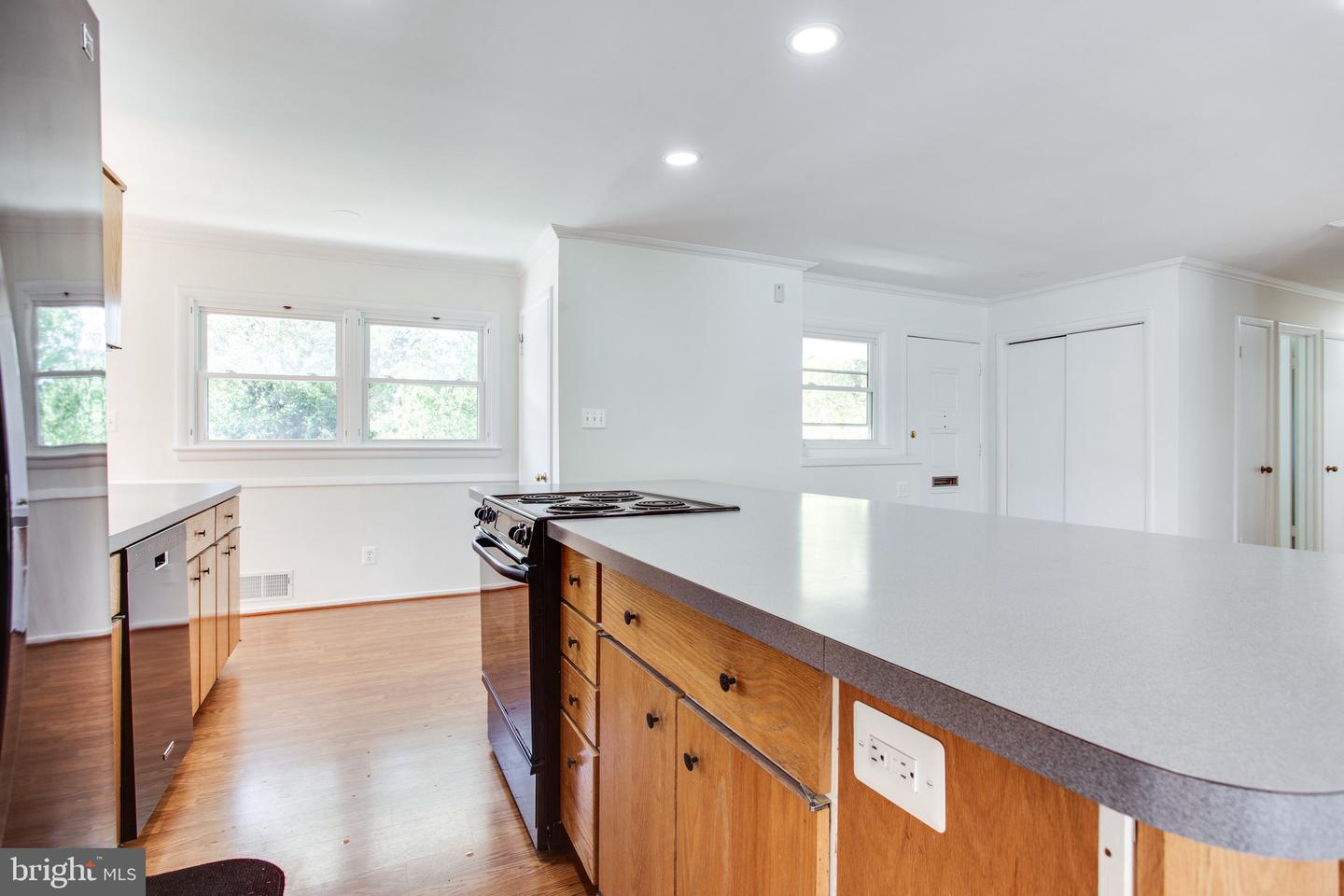 408 BRANCH RD SE, VIENNA, Virginia 22180, 5 Bedrooms Bedrooms, ,3 BathroomsBathrooms,Residential,For sale,408 BRANCH RD SE,VAFX2278166 MLS # VAFX2278166