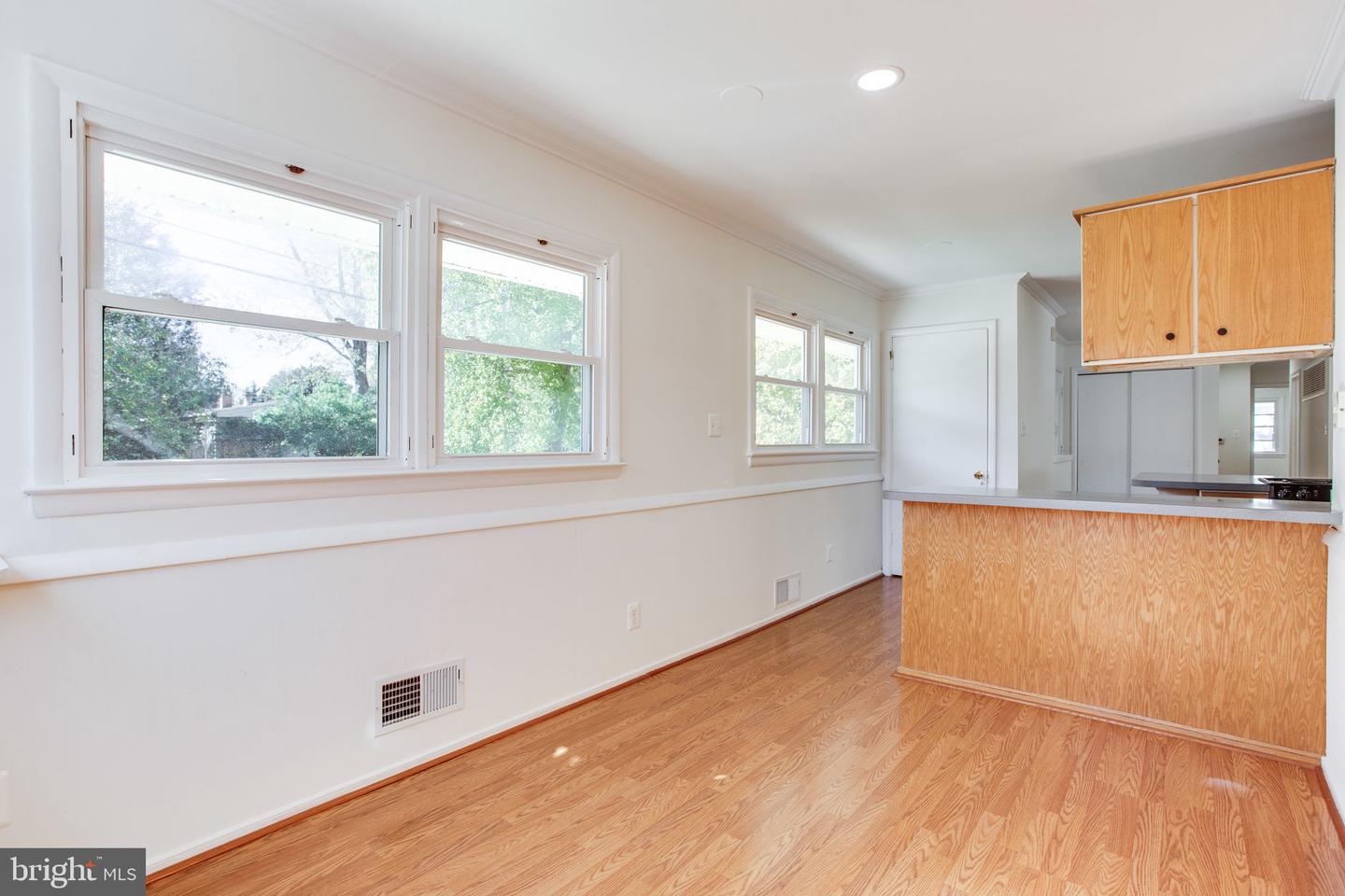 408 BRANCH RD SE, VIENNA, Virginia 22180, 5 Bedrooms Bedrooms, ,3 BathroomsBathrooms,Residential,For sale,408 BRANCH RD SE,VAFX2278166 MLS # VAFX2278166