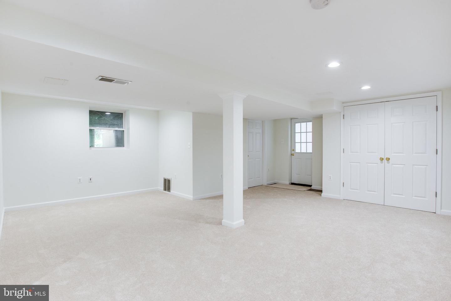 408 BRANCH RD SE, VIENNA, Virginia 22180, 5 Bedrooms Bedrooms, ,3 BathroomsBathrooms,Residential,For sale,408 BRANCH RD SE,VAFX2278166 MLS # VAFX2278166