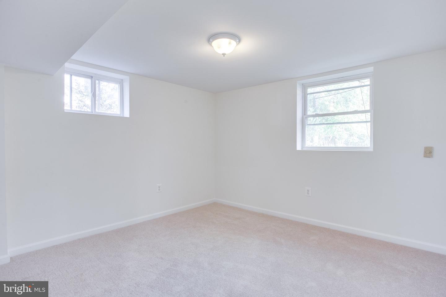 408 BRANCH RD SE, VIENNA, Virginia 22180, 5 Bedrooms Bedrooms, ,3 BathroomsBathrooms,Residential,For sale,408 BRANCH RD SE,VAFX2278166 MLS # VAFX2278166