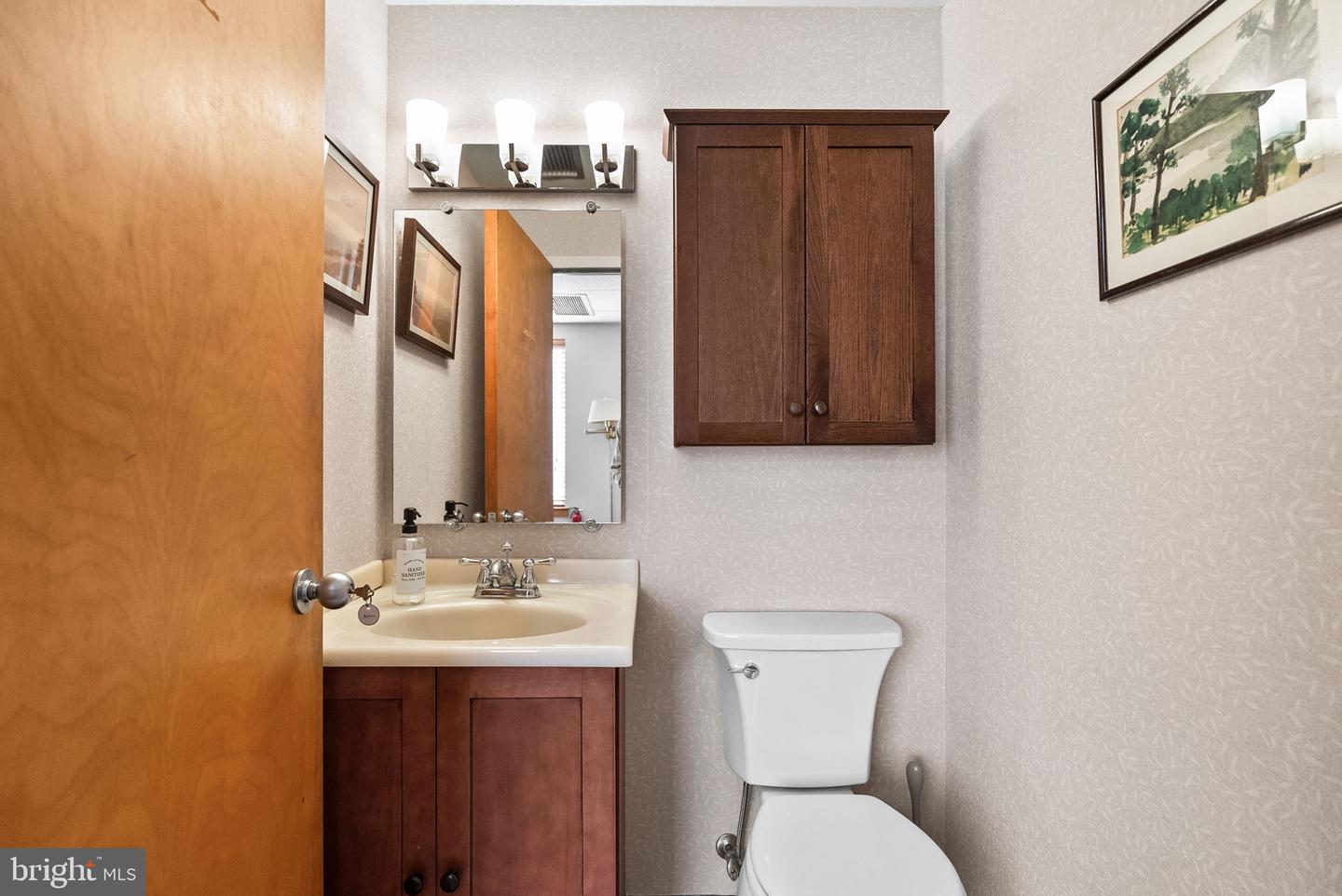 3 WASHINGTON CIR NW #206, WASHINGTON, District Of Columbia 20037, ,Land,For sale,3 WASHINGTON CIR NW #206,DCDC2232420 MLS # DCDC2232420