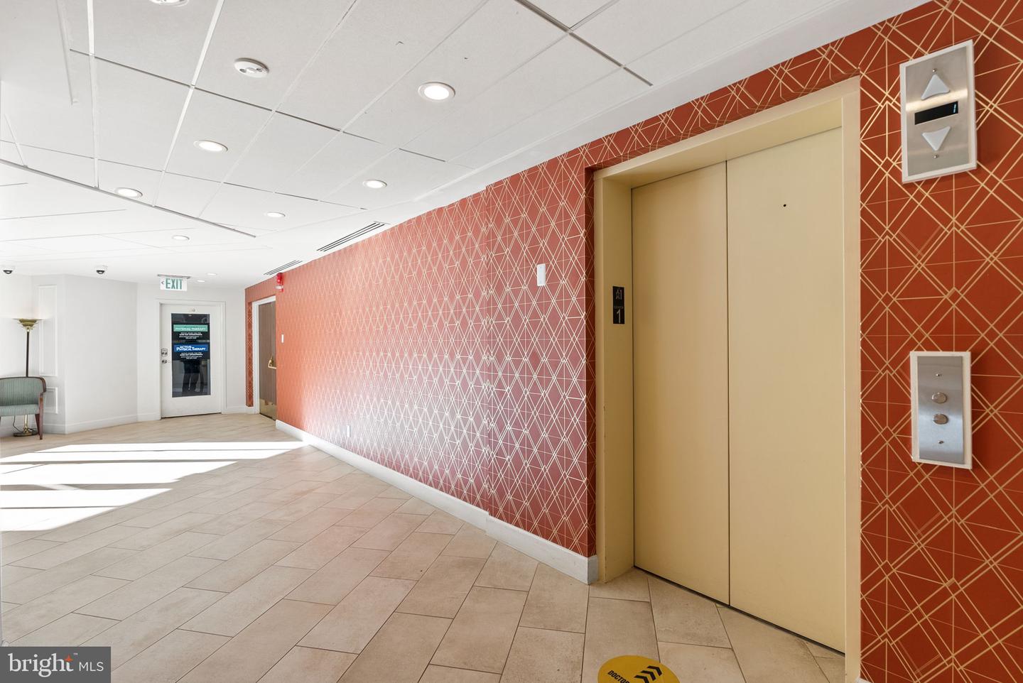 3 WASHINGTON CIR NW #206, WASHINGTON, District Of Columbia 20037, ,Land,For sale,3 WASHINGTON CIR NW #206,DCDC2232420 MLS # DCDC2232420