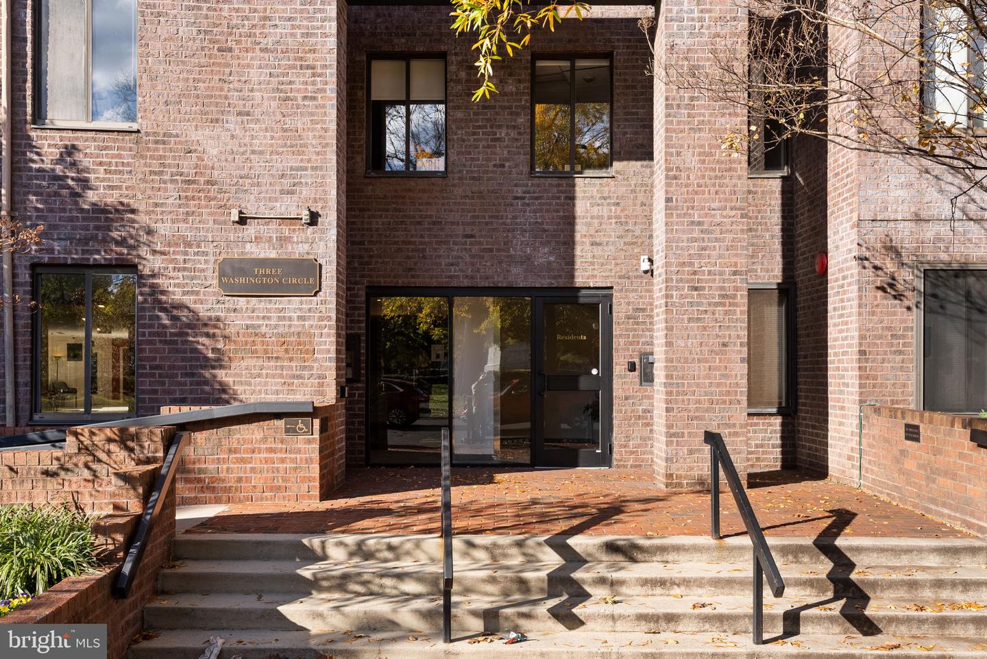 3 WASHINGTON CIR NW #206, WASHINGTON, District Of Columbia 20037, ,Land,For sale,3 WASHINGTON CIR NW #206,DCDC2232420 MLS # DCDC2232420