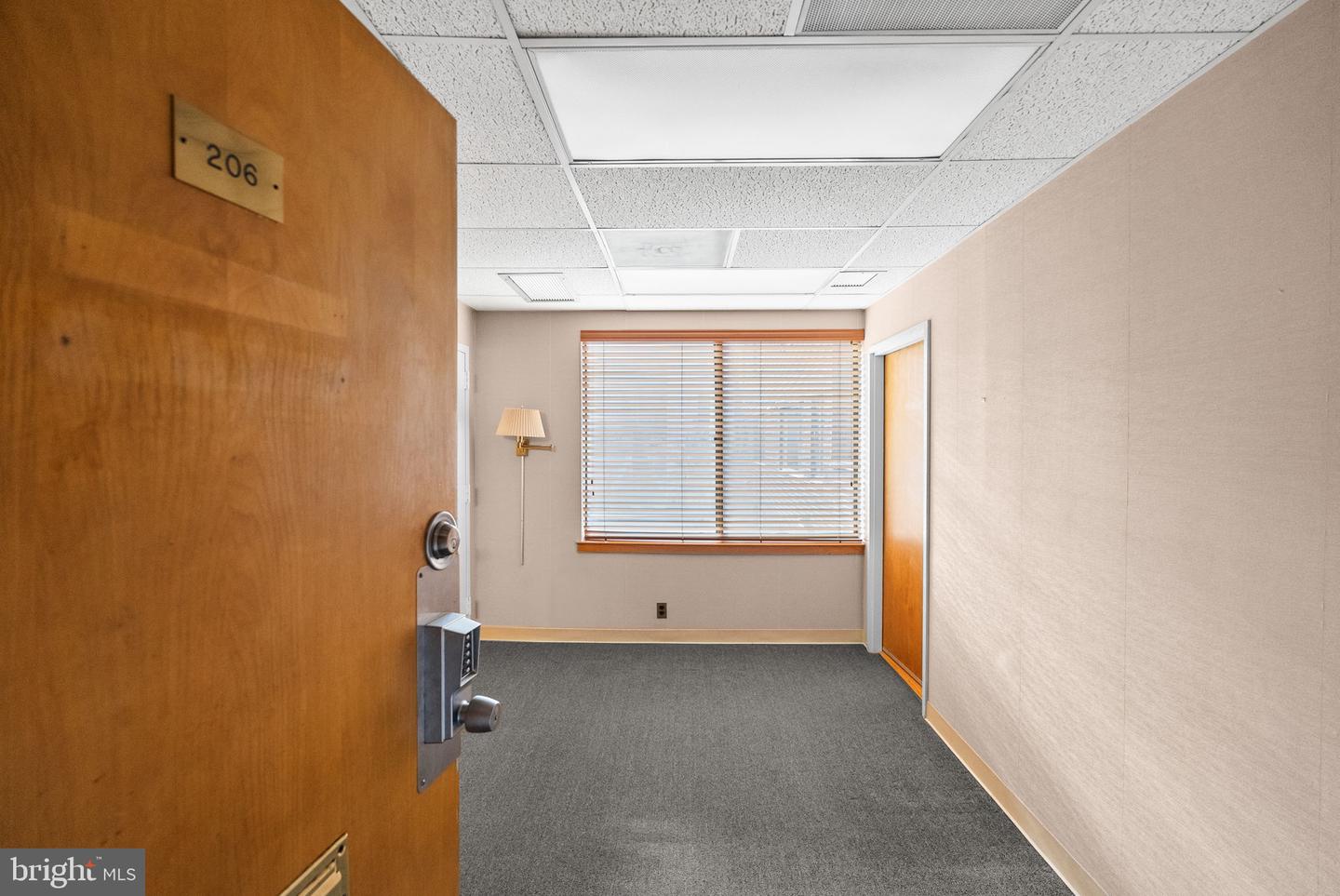 3 WASHINGTON CIR NW #206, WASHINGTON, District Of Columbia 20037, ,Land,For sale,3 WASHINGTON CIR NW #206,DCDC2232420 MLS # DCDC2232420