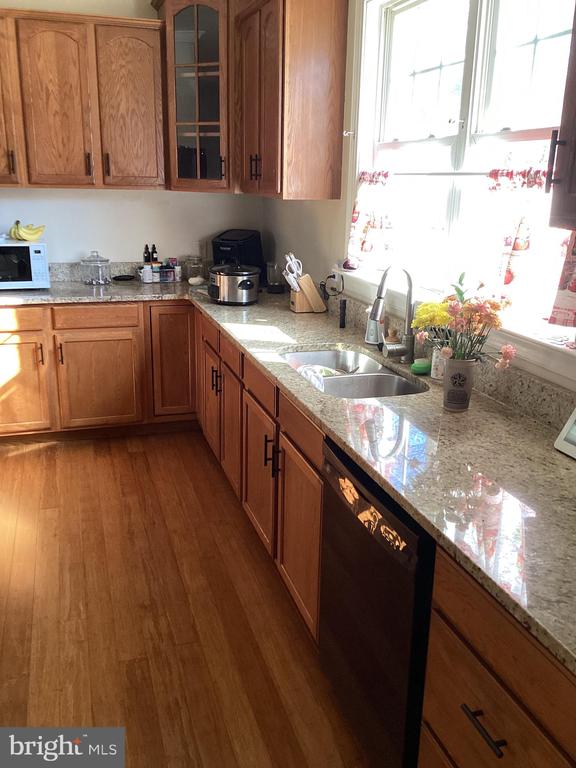 7612 MARYE RD, SPOTSYLVANIA, Virginia 22551, 3 Bedrooms Bedrooms, ,2 BathroomsBathrooms,Residential,7612 MARYE RD,VASP2037710 MLS # VASP2037710