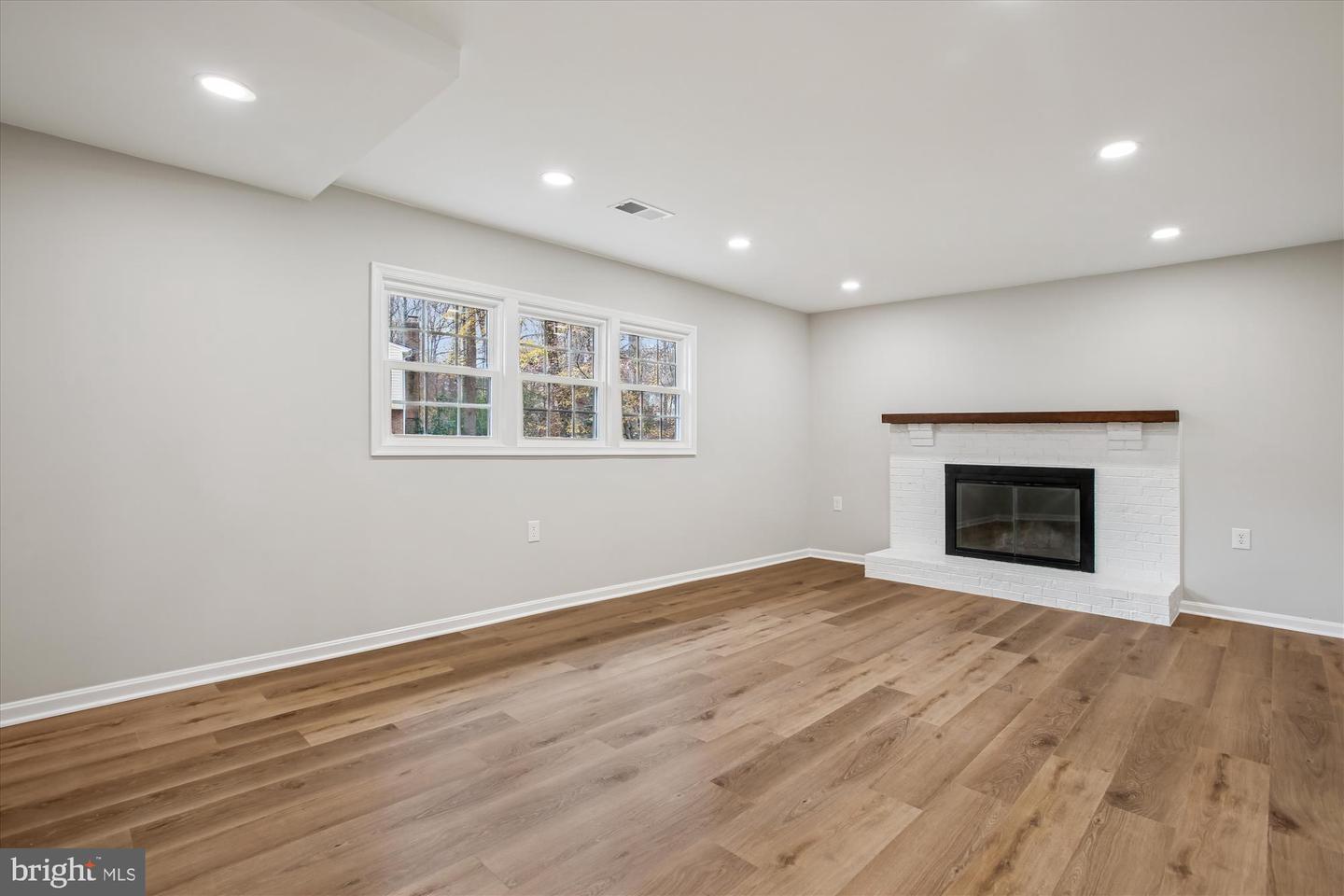 12060 WILLOWOOD DR, WOODBRIDGE, Virginia 22192, 4 Bedrooms Bedrooms, ,2 BathroomsBathrooms,Residential,For sale,12060 WILLOWOOD DR,VAPW2108026 MLS # VAPW2108026 12060 WILLOWOOD DR, WOODBRIDGE, Virginia 22192, 4 Bedrooms Bedrooms, ,2 BathroomsBathrooms,Residential,For sale,12060 WILLOWOOD DR,VAPW2108026 MLS # VAPW2108026