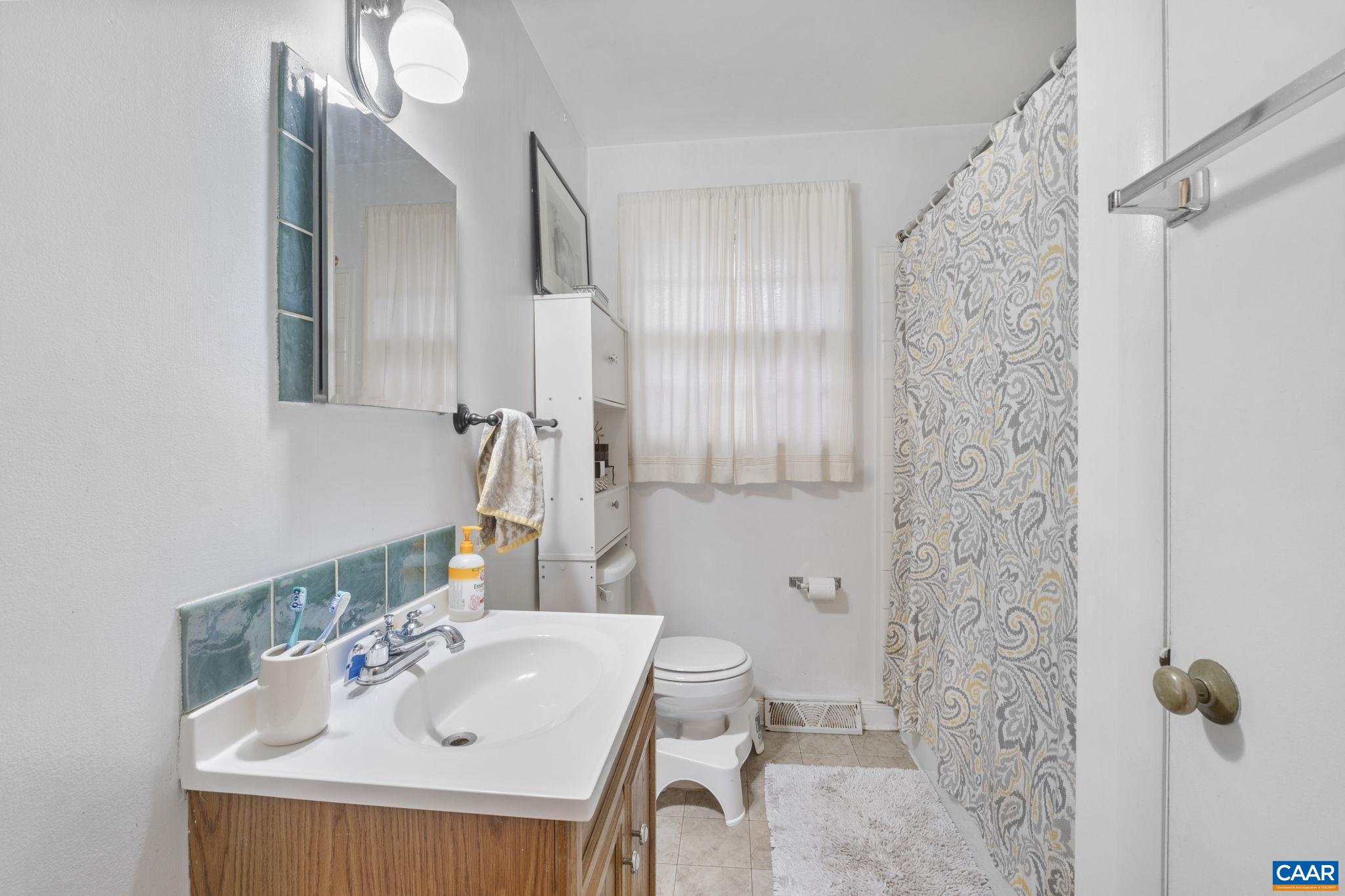 116 OLINDA DR, CHARLOTTESVILLE, Virginia 22903, 5 Bedrooms Bedrooms, ,2 BathroomsBathrooms,Residential,116 OLINDA DR,671267 MLS # 671267