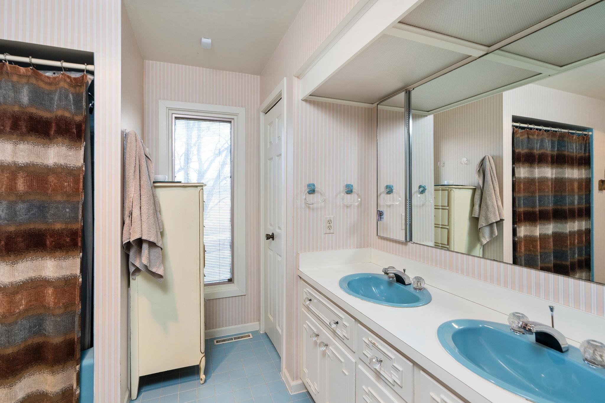 129 SHEMARIAH RD, MIDDLEBROOK, Virginia 24459, 4 Bedrooms Bedrooms, ,4 BathroomsBathrooms,Residential,Blue Willow Farms,129 SHEMARIAH RD,671270 MLS # 671270