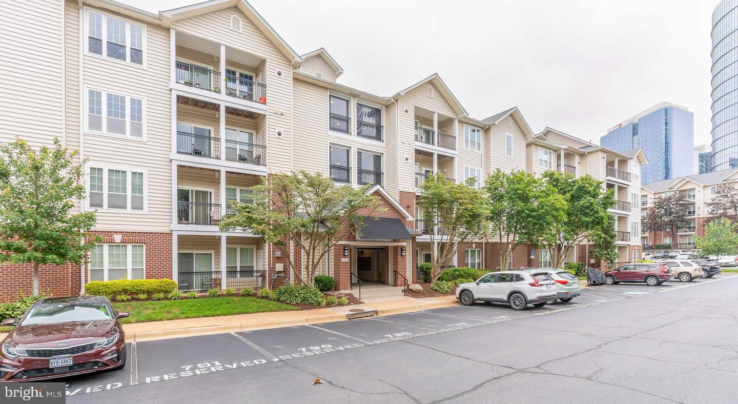 1530 SPRING GATE DR #9121, MCLEAN, Virginia 22102, 3 Bedrooms Bedrooms, ,2 BathroomsBathrooms,Residential,For sale,1530 SPRING GATE DR #9121,VAFX2256598 MLS # VAFX2256598