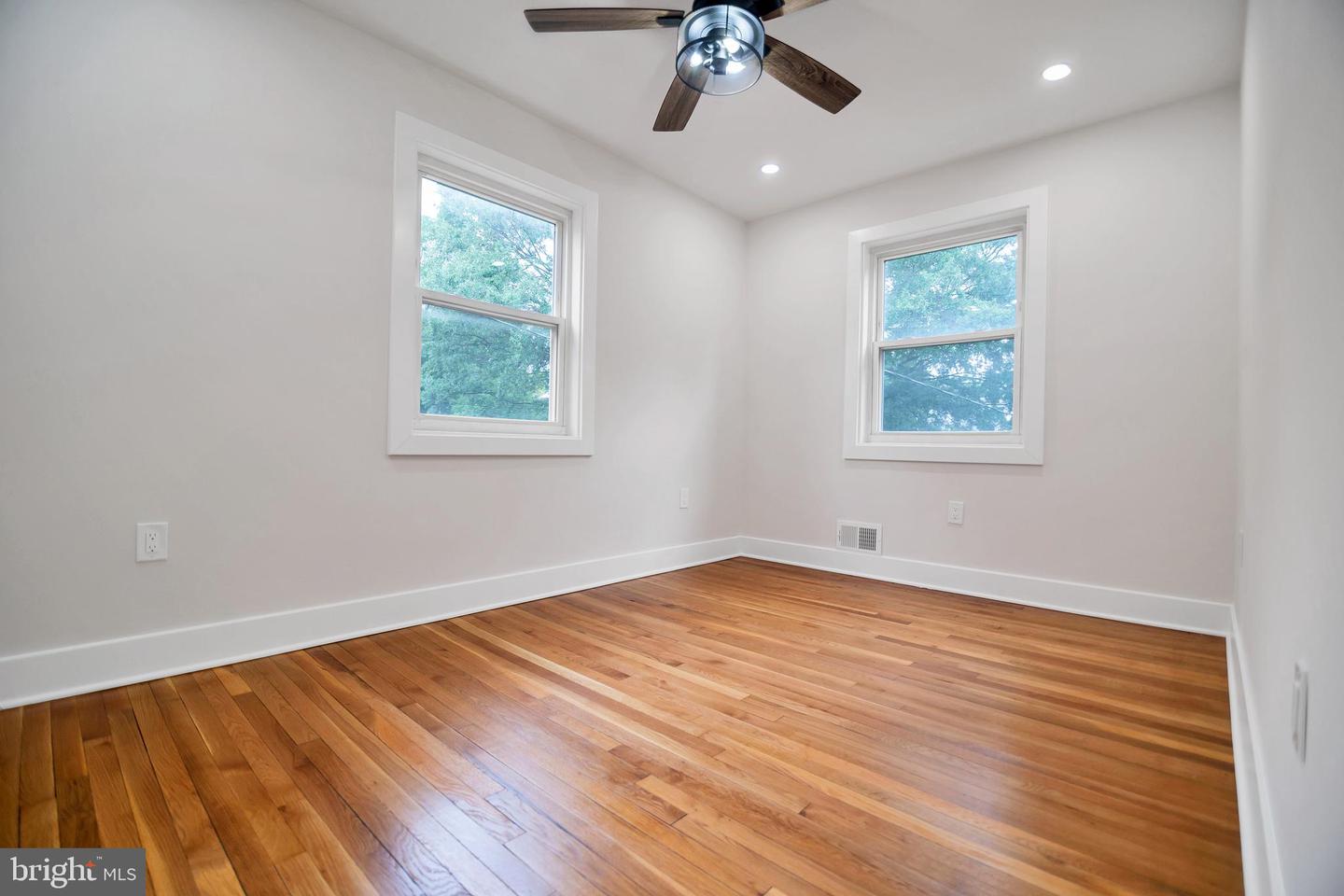 5008 11TH ST NE, WASHINGTON, District Of Columbia 20017, 4 Bedrooms Bedrooms, ,2 BathroomsBathrooms,Residential,For sale,5008 11TH ST NE,DCDC2211936 MLS # DCDC2211936