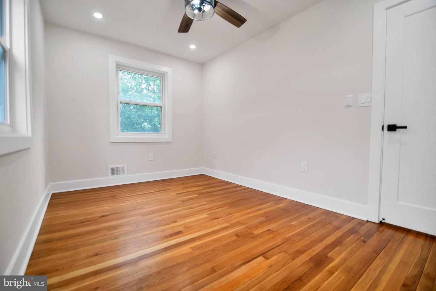 5008 11TH ST NE, WASHINGTON, District Of Columbia 20017, 4 Bedrooms Bedrooms, ,2 BathroomsBathrooms,Residential,For sale,5008 11TH ST NE,DCDC2211936 MLS # DCDC2211936