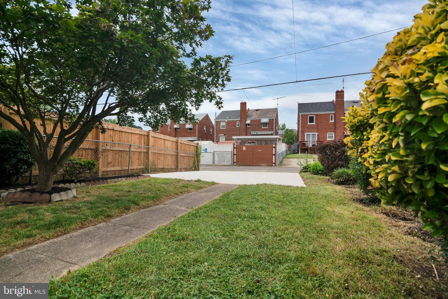 5008 11TH ST NE, WASHINGTON, District Of Columbia 20017, 4 Bedrooms Bedrooms, ,2 BathroomsBathrooms,Residential,For sale,5008 11TH ST NE,DCDC2211936 MLS # DCDC2211936