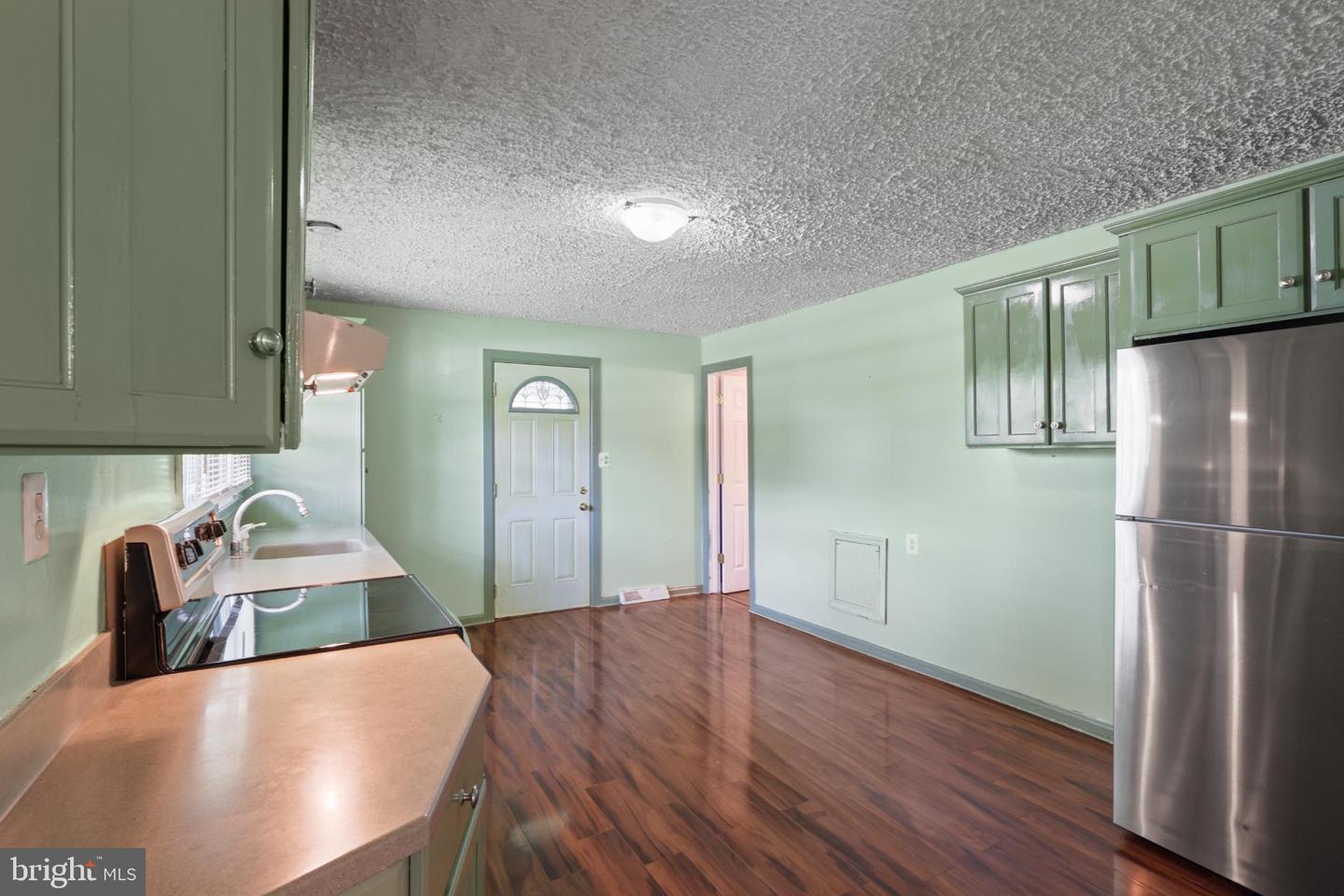 801 CULPEPER ST, FREDERICKSBURG, Virginia 22405, 3 Bedrooms Bedrooms, 5 Rooms Rooms,1 BathroomBathrooms,Residential,For sale,801 CULPEPER ST,VAST2041328 MLS # VAST2041328