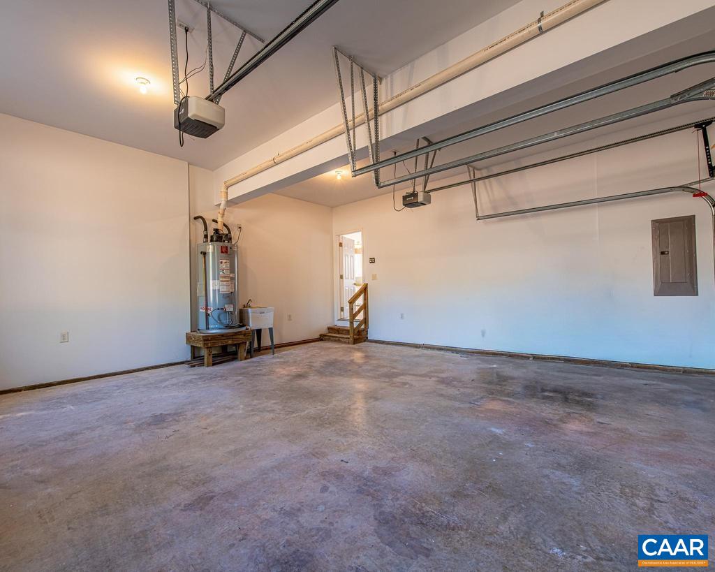 228 ANTIOCH SPRINGS LN, SCOTTSVILLE, Virginia 24590, 4 Bedrooms Bedrooms, ,2 BathroomsBathrooms,Residential,228 ANTIOCH SPRINGS LN,671278 MLS # 671278