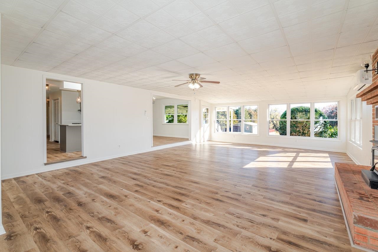 7698 NORTH VALLEY PIKE, ROCKINGHAM, Virginia 22802, 3 Bedrooms Bedrooms, ,2 BathroomsBathrooms,Residential,7698 NORTH VALLEY PIKE,671285 MLS # 671285