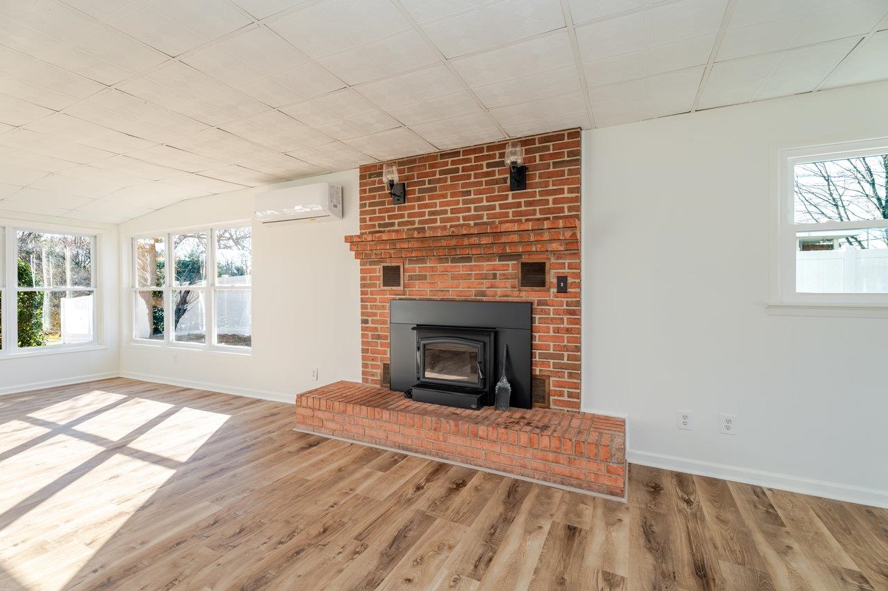 7698 NORTH VALLEY PIKE, ROCKINGHAM, Virginia 22802, 3 Bedrooms Bedrooms, ,2 BathroomsBathrooms,Residential,7698 NORTH VALLEY PIKE,671285 MLS # 671285