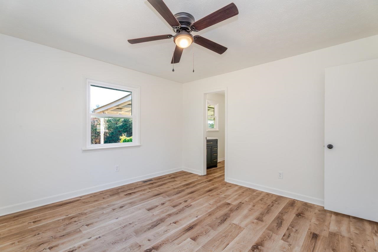 7698 NORTH VALLEY PIKE, ROCKINGHAM, Virginia 22802, 3 Bedrooms Bedrooms, ,2 BathroomsBathrooms,Residential,7698 NORTH VALLEY PIKE,671285 MLS # 671285