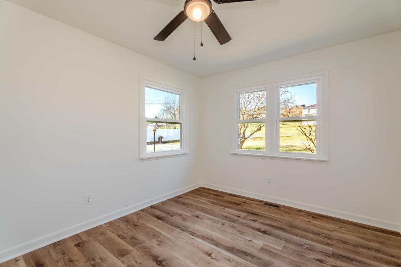 7698 NORTH VALLEY PIKE, ROCKINGHAM, Virginia 22802, 3 Bedrooms Bedrooms, ,2 BathroomsBathrooms,Residential,7698 NORTH VALLEY PIKE,671285 MLS # 671285