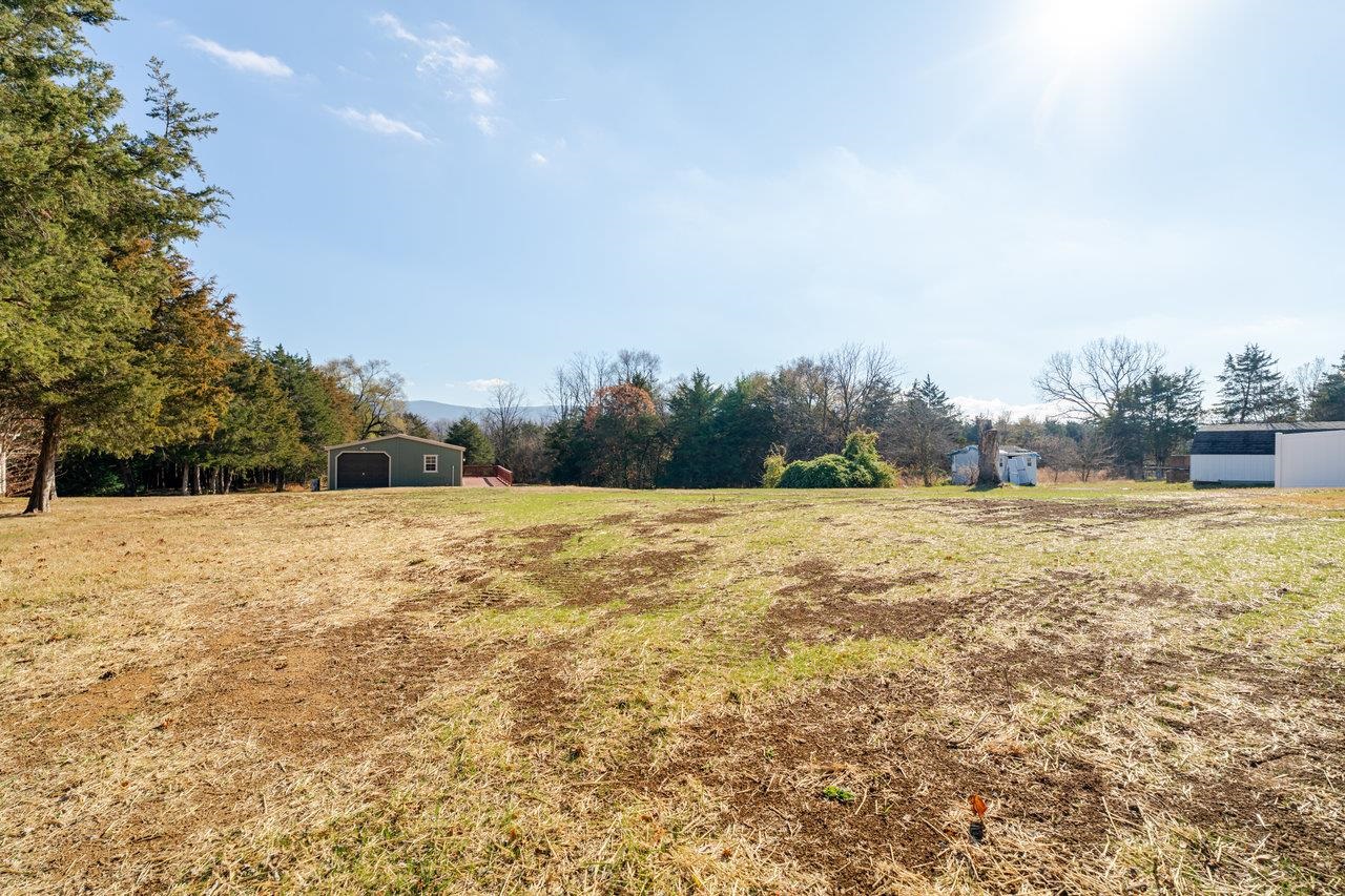 7698 NORTH VALLEY PIKE, ROCKINGHAM, Virginia 22802, 3 Bedrooms Bedrooms, ,2 BathroomsBathrooms,Residential,7698 NORTH VALLEY PIKE,671285 MLS # 671285