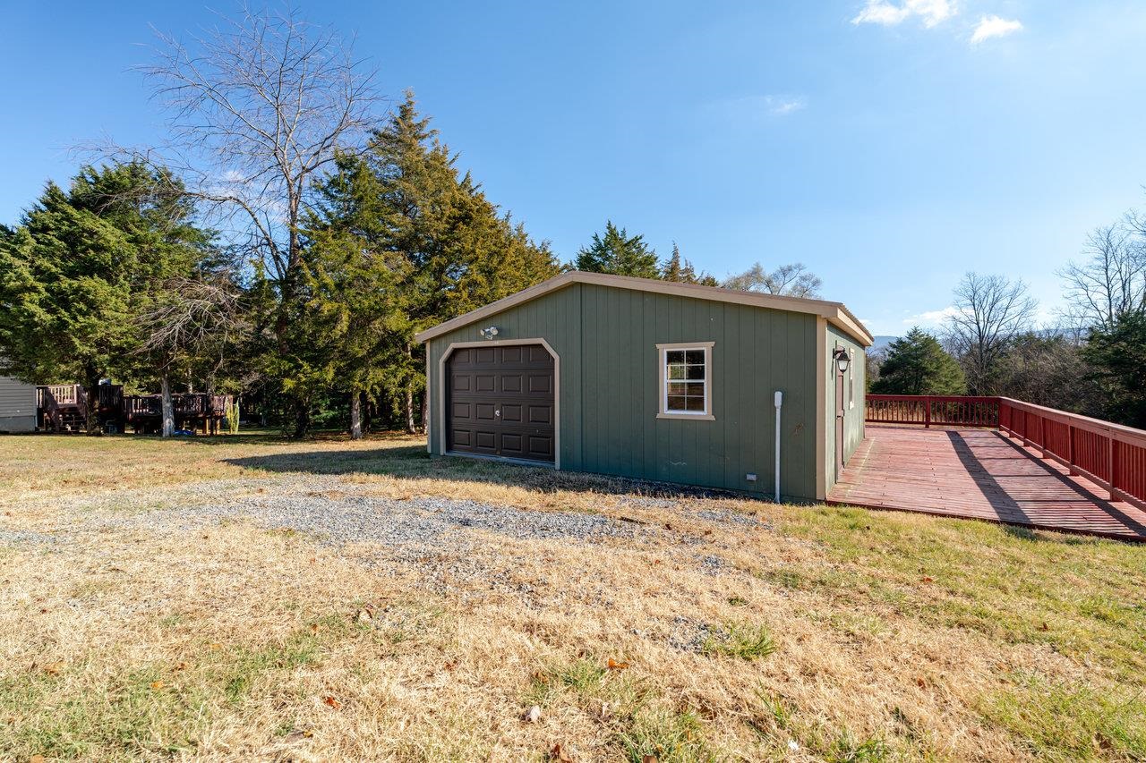 7698 NORTH VALLEY PIKE, ROCKINGHAM, Virginia 22802, 3 Bedrooms Bedrooms, ,2 BathroomsBathrooms,Residential,7698 NORTH VALLEY PIKE,671285 MLS # 671285