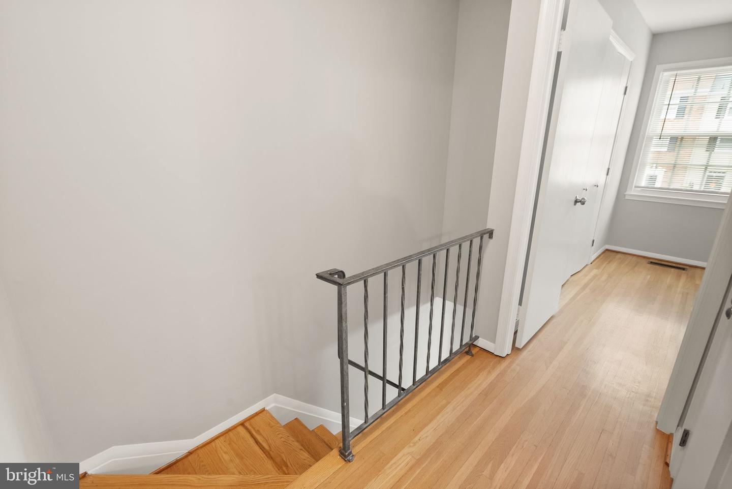 6611 BURLINGTON PL, SPRINGFIELD, Virginia 22152, ,3 BathroomsBathrooms,Residential,For sale,6611 BURLINGTON PL,VAFX2265254 MLS # VAFX2265254