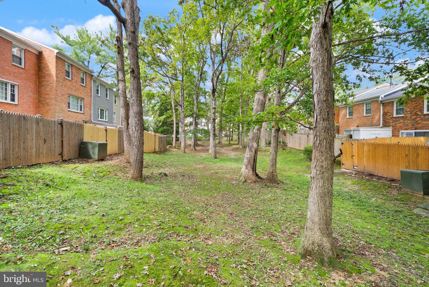 6611 BURLINGTON PL, SPRINGFIELD, Virginia 22152, ,3 BathroomsBathrooms,Residential,For sale,6611 BURLINGTON PL,VAFX2265254 MLS # VAFX2265254