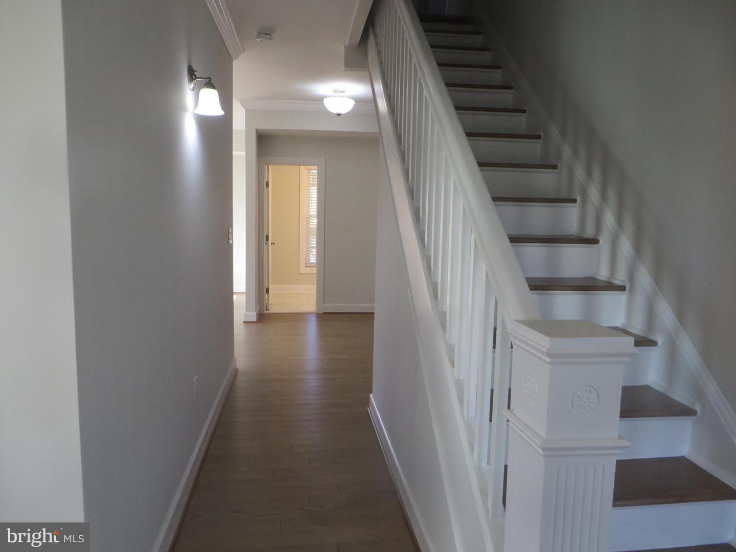 3010 STEVEN MARTIN DR, FAIRFAX, Virginia 22031, 5 Bedrooms Bedrooms, 14 Rooms Rooms,3 BathroomsBathrooms,Residential,For sale,3010 STEVEN MARTIN DR,VAFX2270020 MLS # VAFX2270020