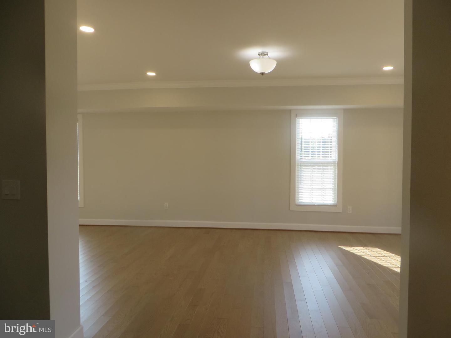 3010 STEVEN MARTIN DR, FAIRFAX, Virginia 22031, 5 Bedrooms Bedrooms, 14 Rooms Rooms,3 BathroomsBathrooms,Residential,For sale,3010 STEVEN MARTIN DR,VAFX2270020 MLS # VAFX2270020