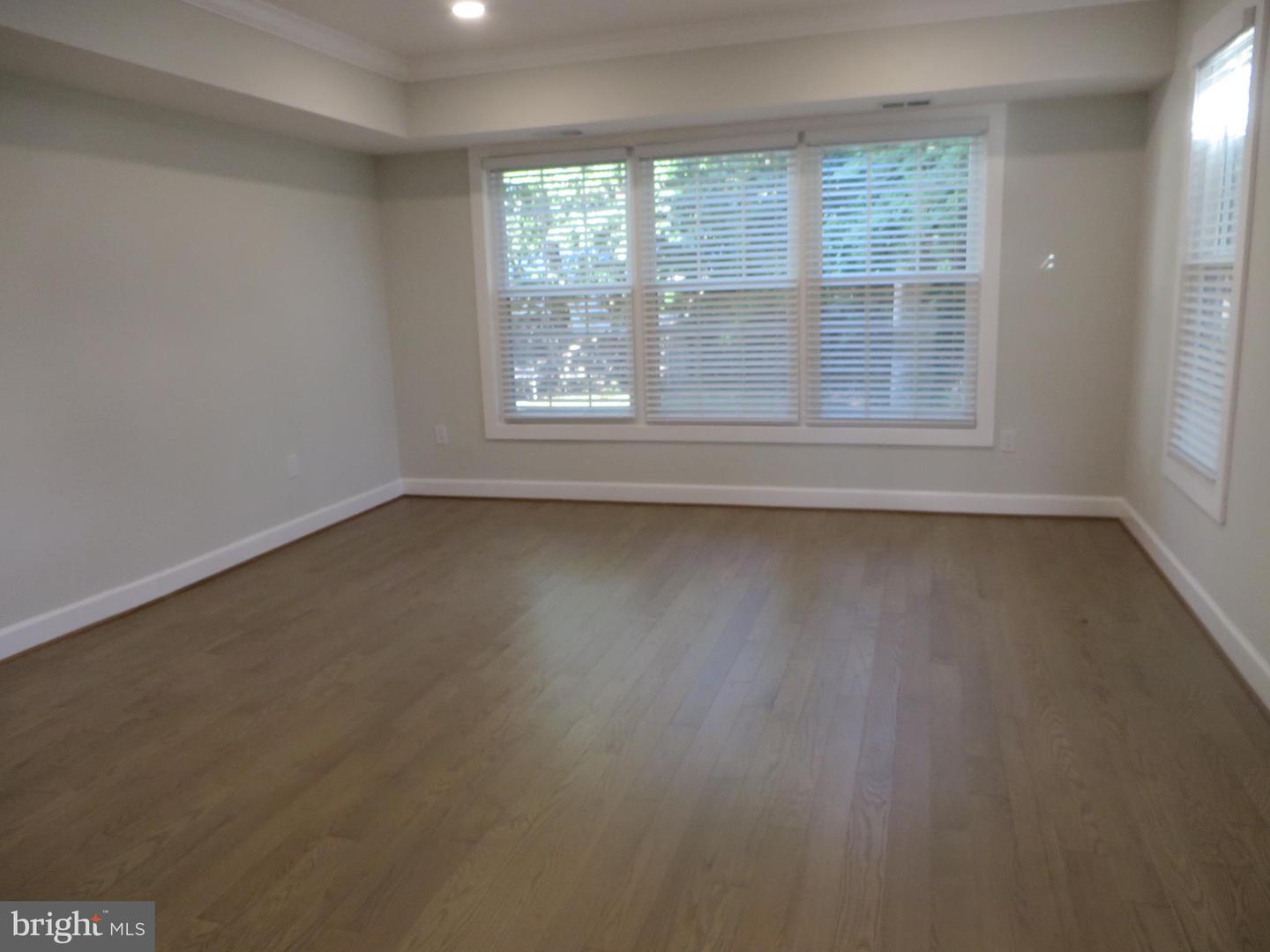 3010 STEVEN MARTIN DR, FAIRFAX, Virginia 22031, 5 Bedrooms Bedrooms, 14 Rooms Rooms,3 BathroomsBathrooms,Residential,For sale,3010 STEVEN MARTIN DR,VAFX2270020 MLS # VAFX2270020