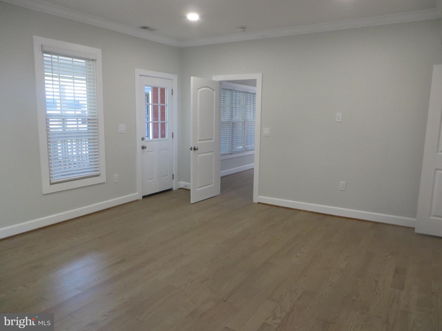 3010 STEVEN MARTIN DR, FAIRFAX, Virginia 22031, 5 Bedrooms Bedrooms, 14 Rooms Rooms,3 BathroomsBathrooms,Residential,For sale,3010 STEVEN MARTIN DR,VAFX2270020 MLS # VAFX2270020