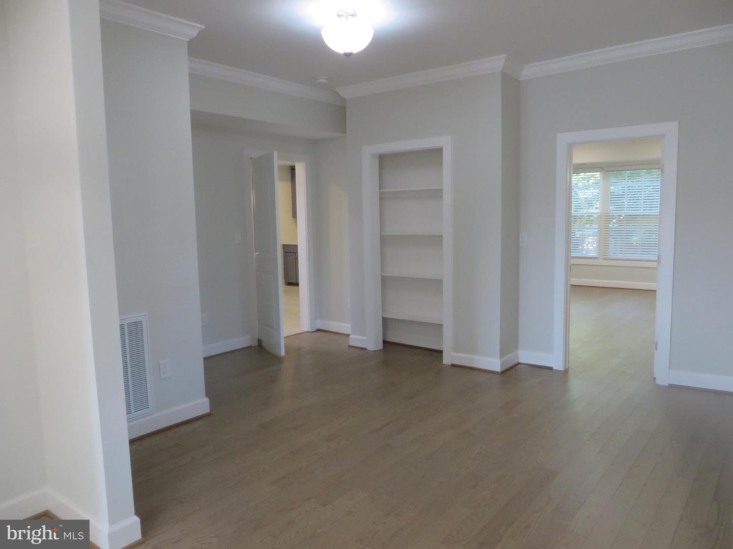 3010 STEVEN MARTIN DR, FAIRFAX, Virginia 22031, 5 Bedrooms Bedrooms, 14 Rooms Rooms,3 BathroomsBathrooms,Residential,For sale,3010 STEVEN MARTIN DR,VAFX2270020 MLS # VAFX2270020