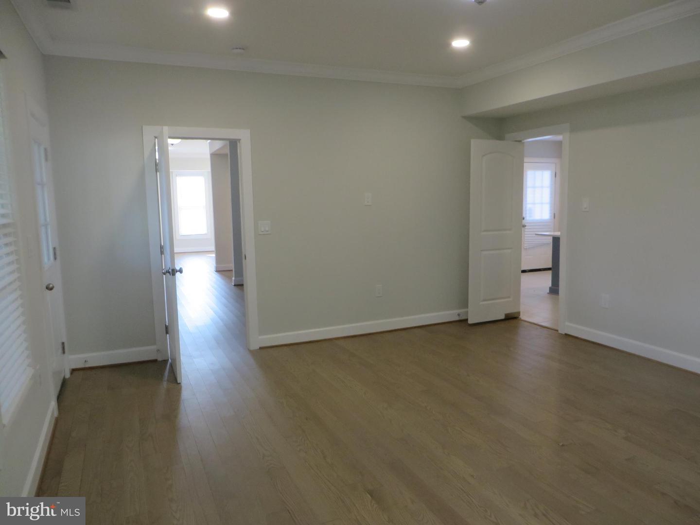 3010 STEVEN MARTIN DR, FAIRFAX, Virginia 22031, 5 Bedrooms Bedrooms, 14 Rooms Rooms,3 BathroomsBathrooms,Residential,For sale,3010 STEVEN MARTIN DR,VAFX2270020 MLS # VAFX2270020