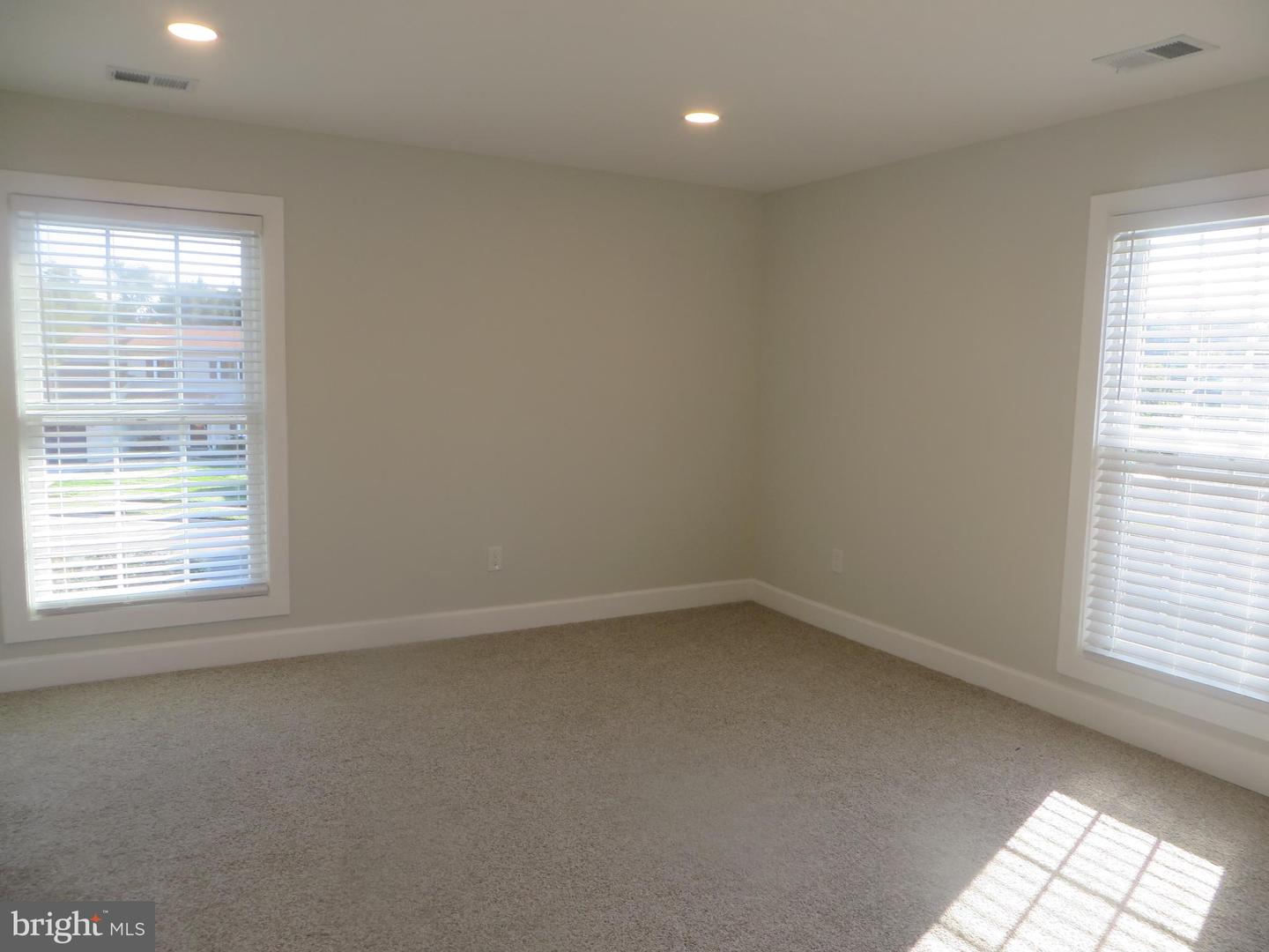 3010 STEVEN MARTIN DR, FAIRFAX, Virginia 22031, 5 Bedrooms Bedrooms, 14 Rooms Rooms,3 BathroomsBathrooms,Residential,For sale,3010 STEVEN MARTIN DR,VAFX2270020 MLS # VAFX2270020