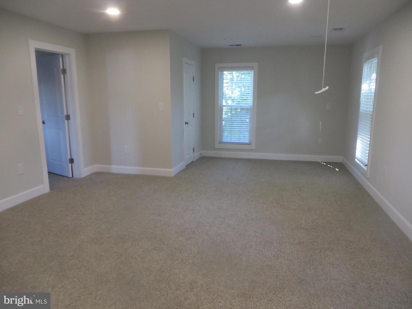 3010 STEVEN MARTIN DR, FAIRFAX, Virginia 22031, 5 Bedrooms Bedrooms, 14 Rooms Rooms,3 BathroomsBathrooms,Residential,For sale,3010 STEVEN MARTIN DR,VAFX2270020 MLS # VAFX2270020