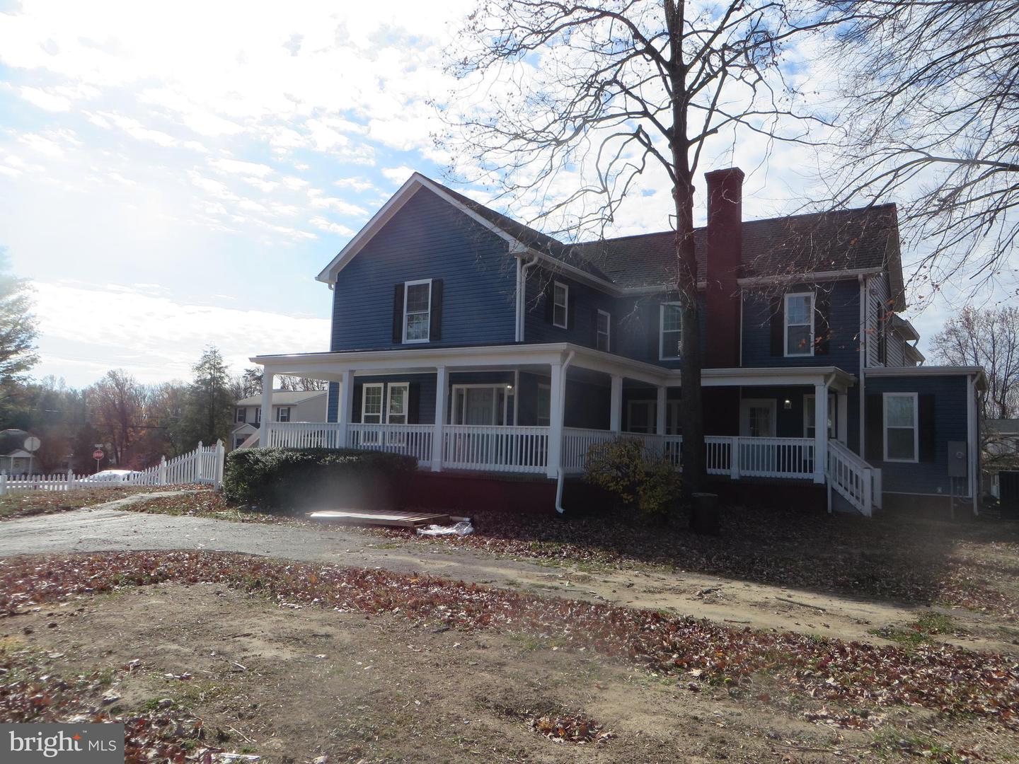 3010 STEVEN MARTIN DR, FAIRFAX, Virginia 22031, 5 Bedrooms Bedrooms, 14 Rooms Rooms,3 BathroomsBathrooms,Residential,For sale,3010 STEVEN MARTIN DR,VAFX2270020 MLS # VAFX2270020