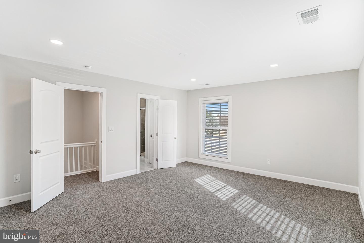 3010 STEVEN MARTIN DR, FAIRFAX, Virginia 22031, 5 Bedrooms Bedrooms, 14 Rooms Rooms,3 BathroomsBathrooms,Residential,For sale,3010 STEVEN MARTIN DR,VAFX2270020 MLS # VAFX2270020 3010 STEVEN MARTIN DR, FAIRFAX, Virginia 22031, 5 Bedrooms Bedrooms, 14 Rooms Rooms,3 BathroomsBathrooms,Residential,For sale,3010 STEVEN MARTIN DR,VAFX2270020 MLS # VAFX2270020